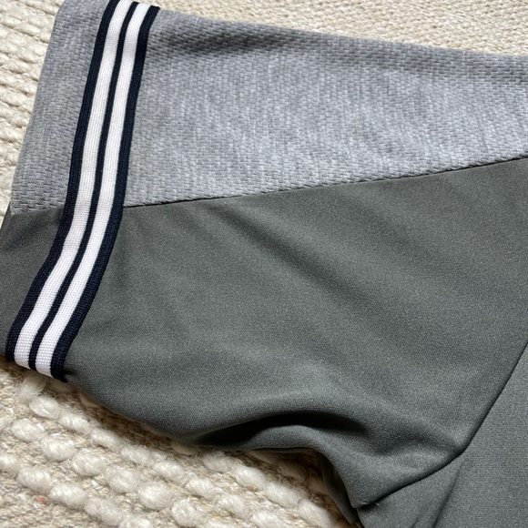 Men’s Starter V Neck Tee Shirt Gray Navy Sz Large - Picture 2 of 7